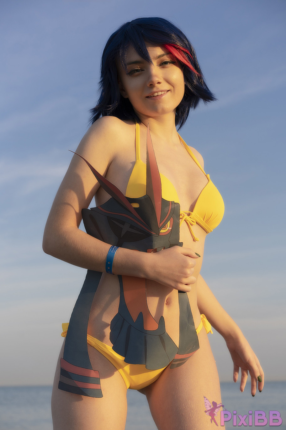 CarryKey Ryuko Matoi Bikini Kill la Kill PixiBB.COM 003