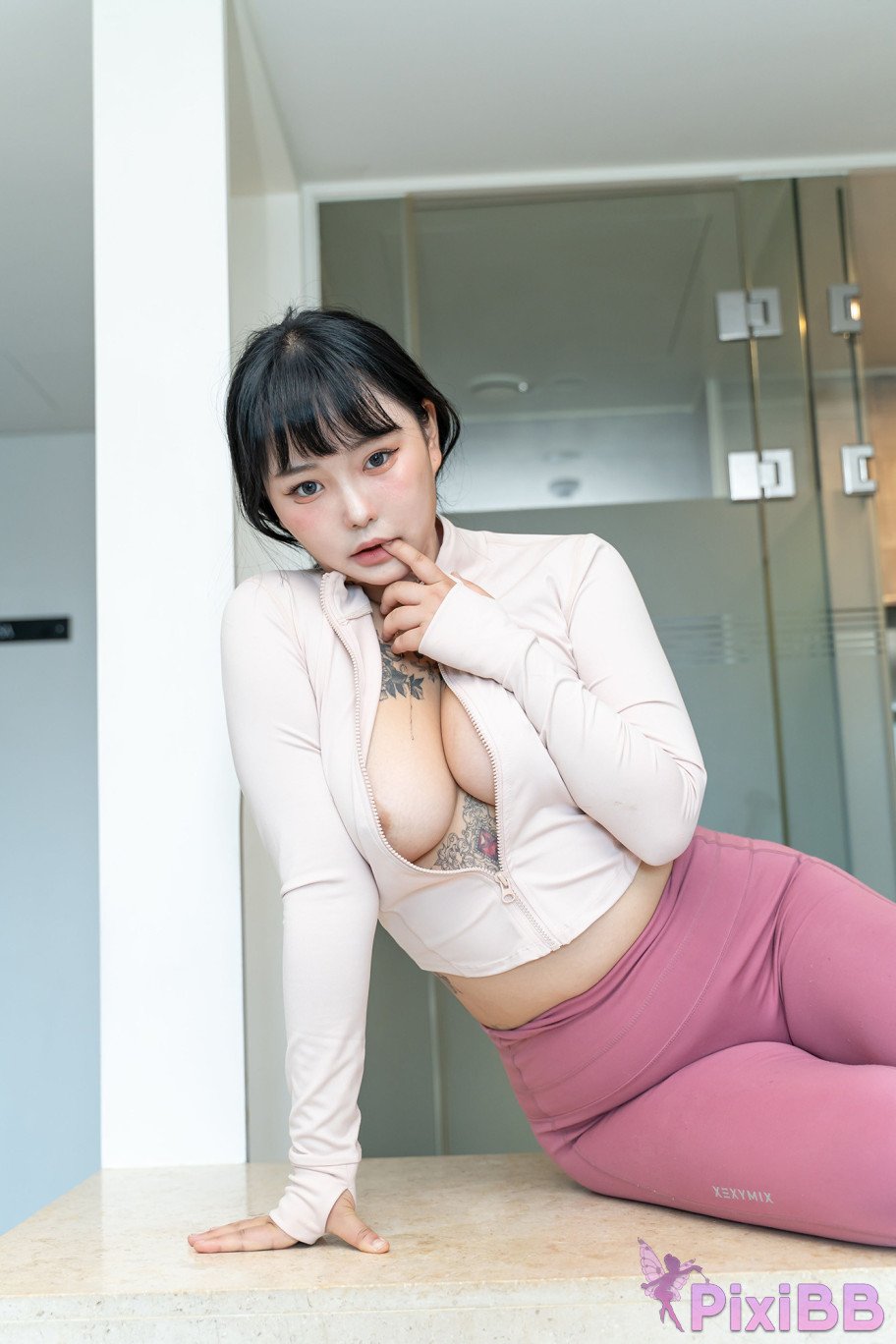 Jeon Bo Yeon Nude Leggings PixiBB.COM 022