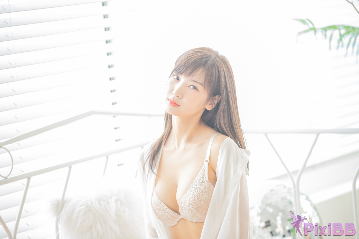 Patreon Leezy Secret Web APRIL PixiBB.COM 041