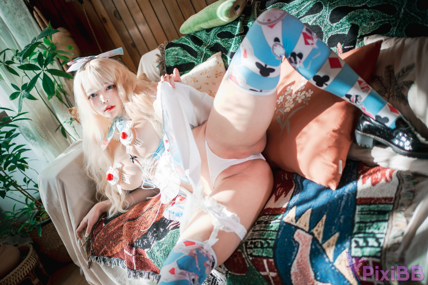 DJAWA Photo Aram Creamy Alice PixiBB.COM 034