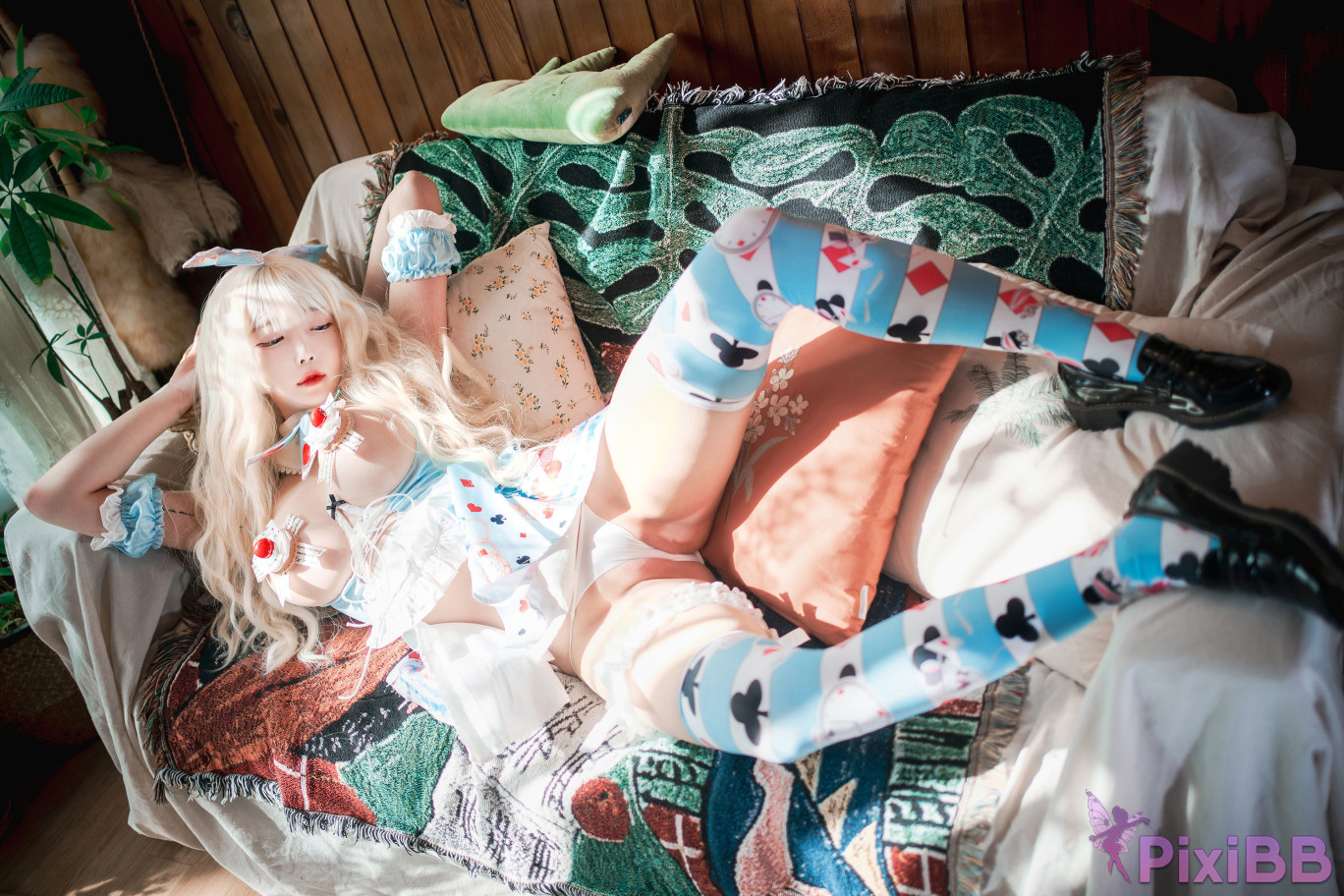 DJAWA Photo Aram Creamy Alice PixiBB.COM 045